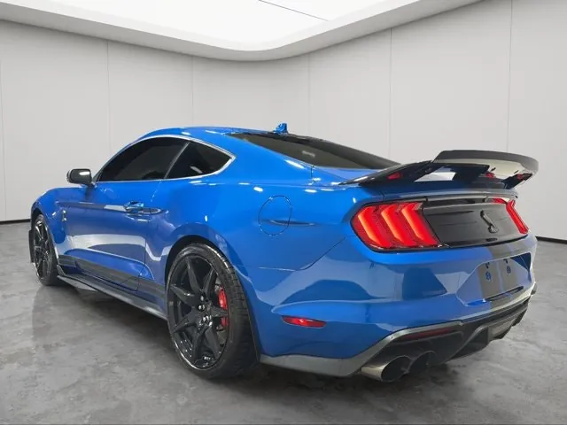 Ford Mustang 2021 photo 3