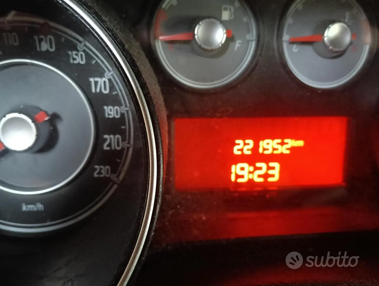Fiat Punto Evo 2011 photo 5