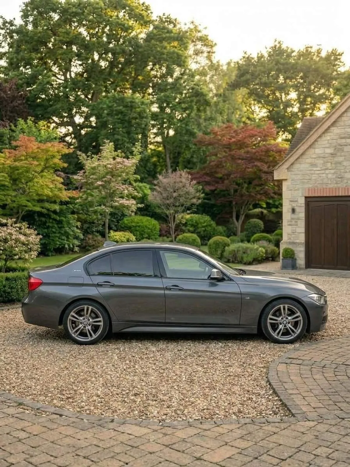 BMW 3 Series 2017 photo 5