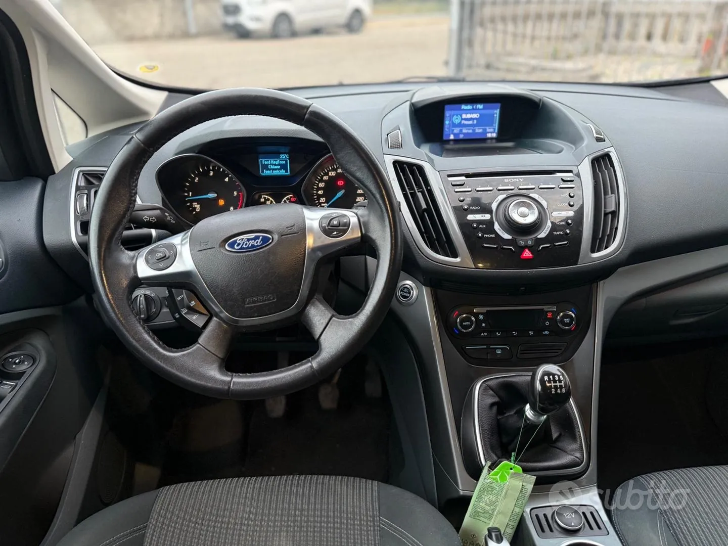 Ford Grand C-Max 2013 photo 3