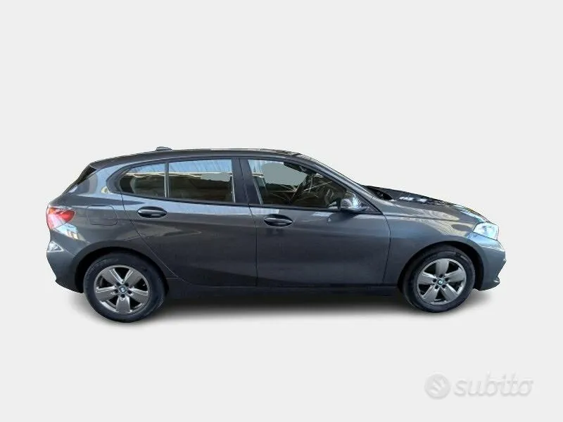 BMW 1 Series 2021 photo 3