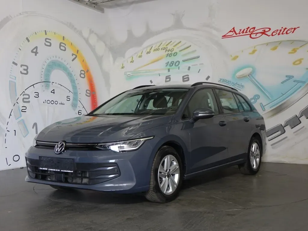 Volkswagen Golf 2025 photo 3