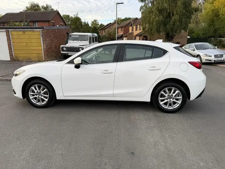Mazda Mazda3 2015 photo 5