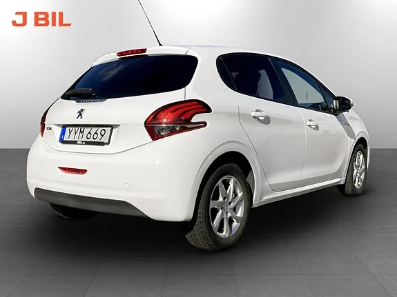 Peugeot 208 2017 photo 3