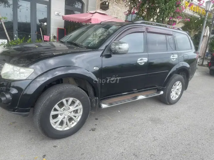 Mitsubishi Pajero 2015 photo 3