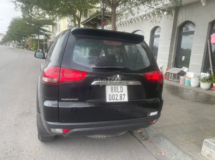 Mitsubishi Pajero 2015 photo 2