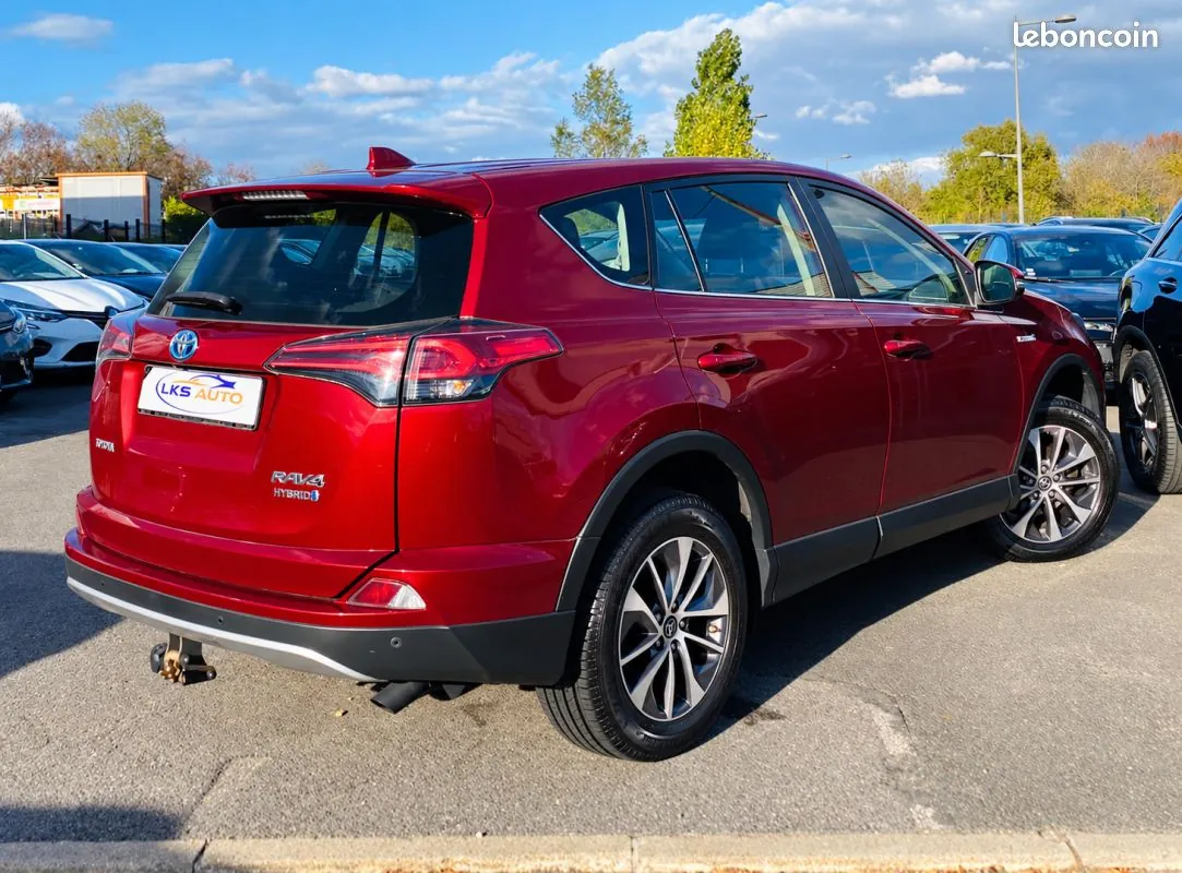 Toyota Rav4 2018 photo 2