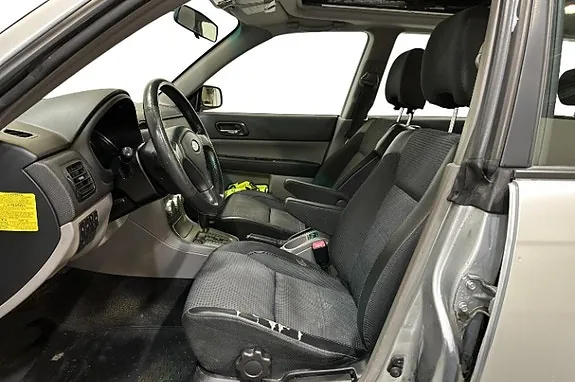 Subaru Forester 2005 photo 5