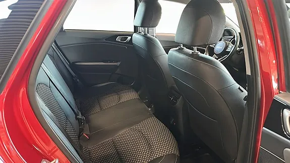 Kia Ceed 2023 photo 5