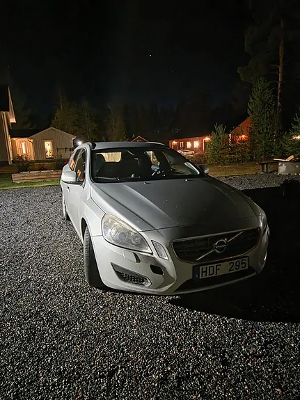Volvo V60 2013 photo 2
