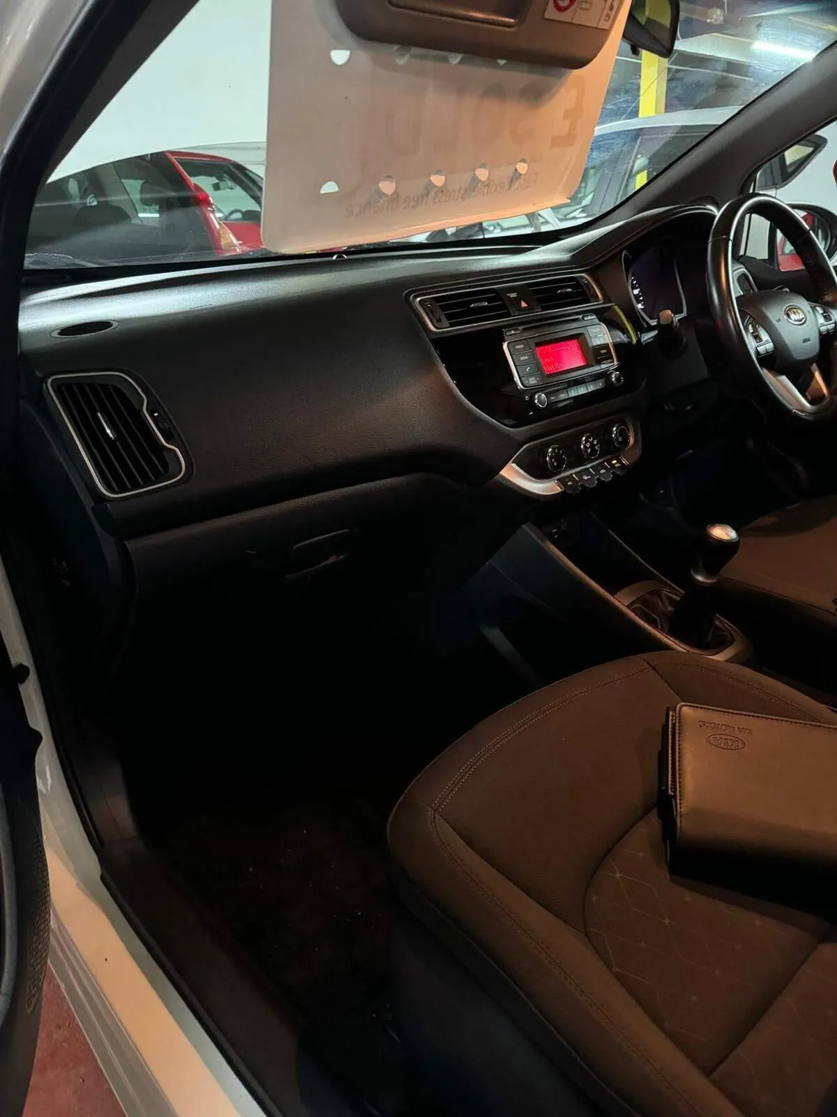 Kia Rio 2015 photo 3