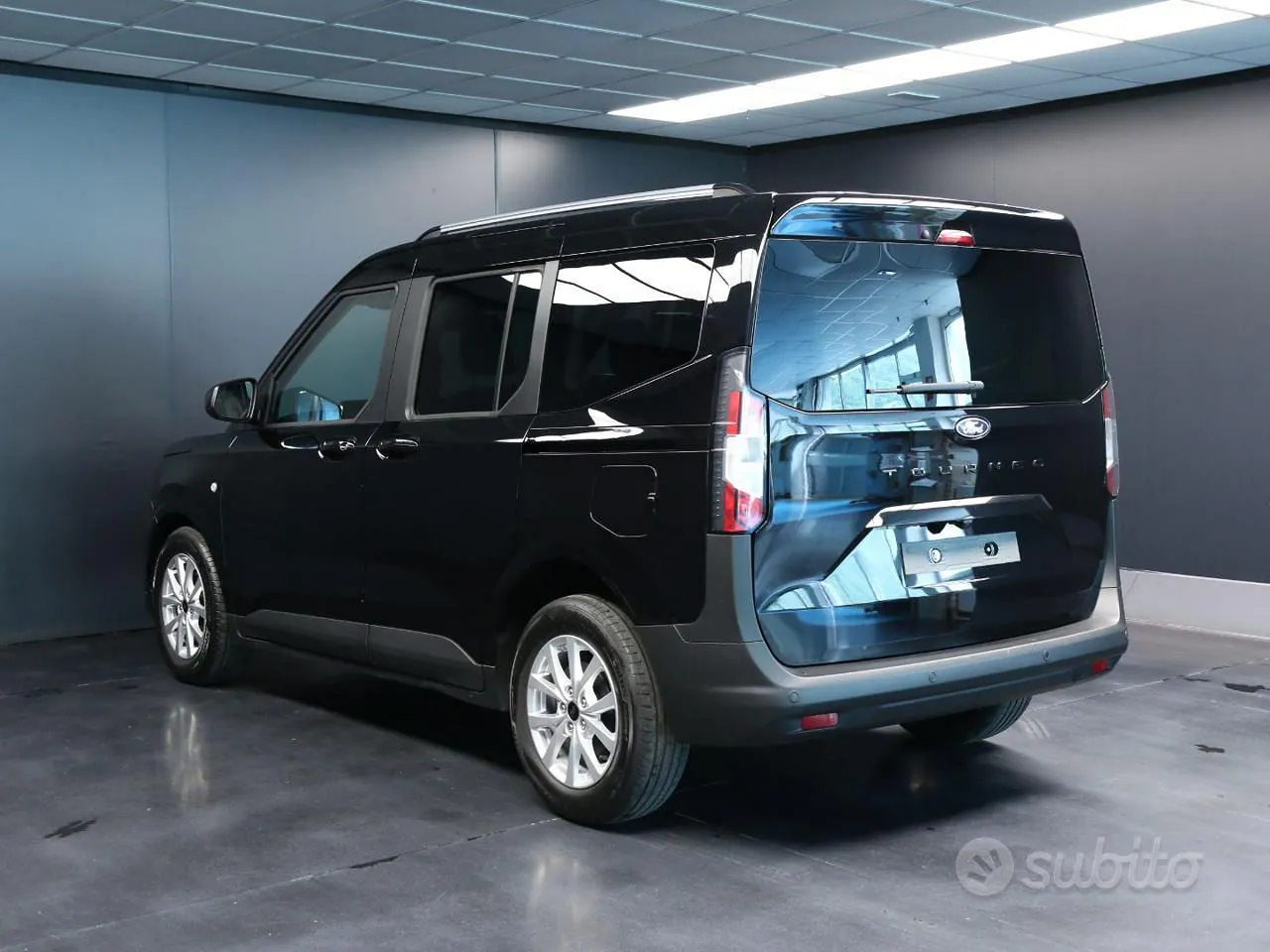Ford Tourneo Courier 2025 photo 3