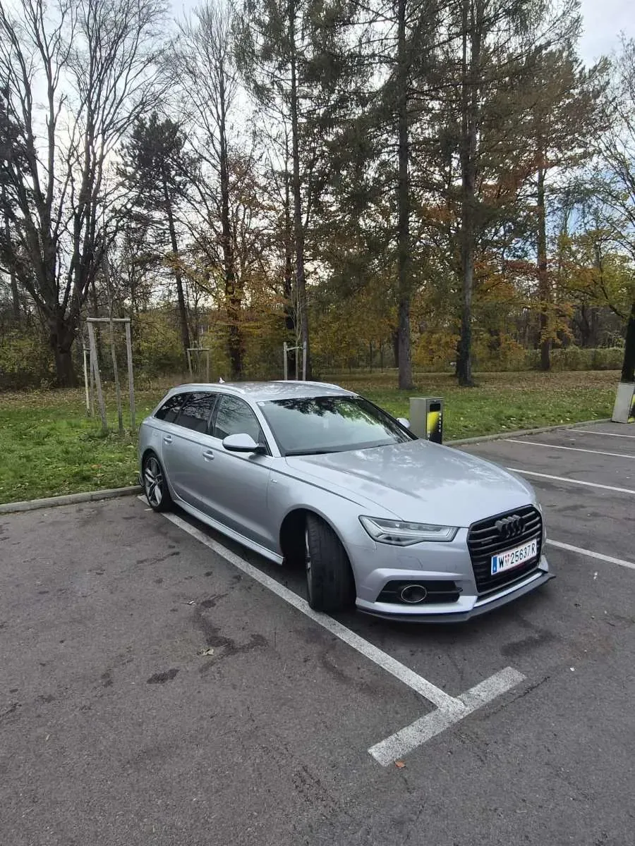 Audi A6 Avant 2015 photo 2