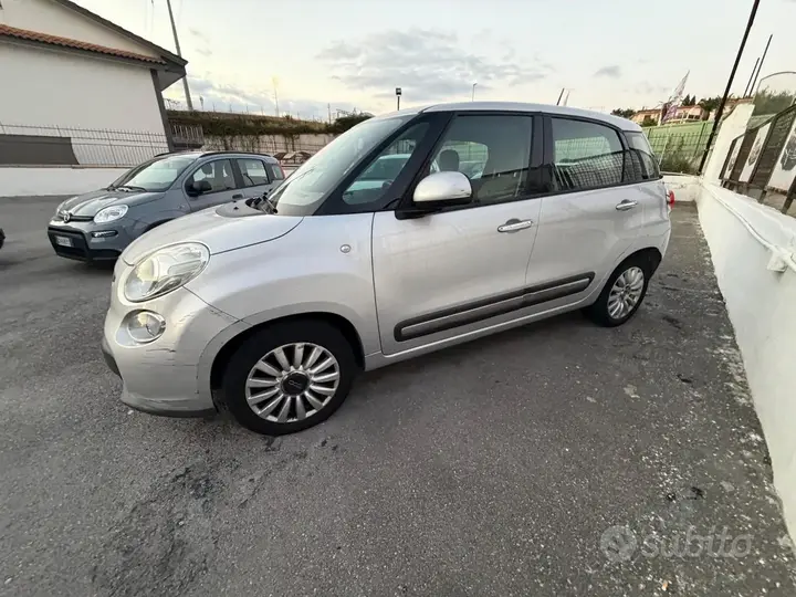 Fiat 500L 2015 photo 2