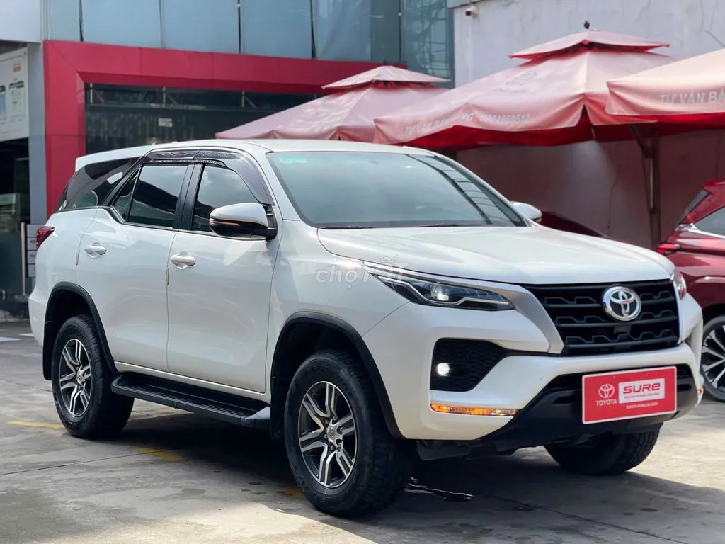 Toyota Fortuner 2022 photo 2
