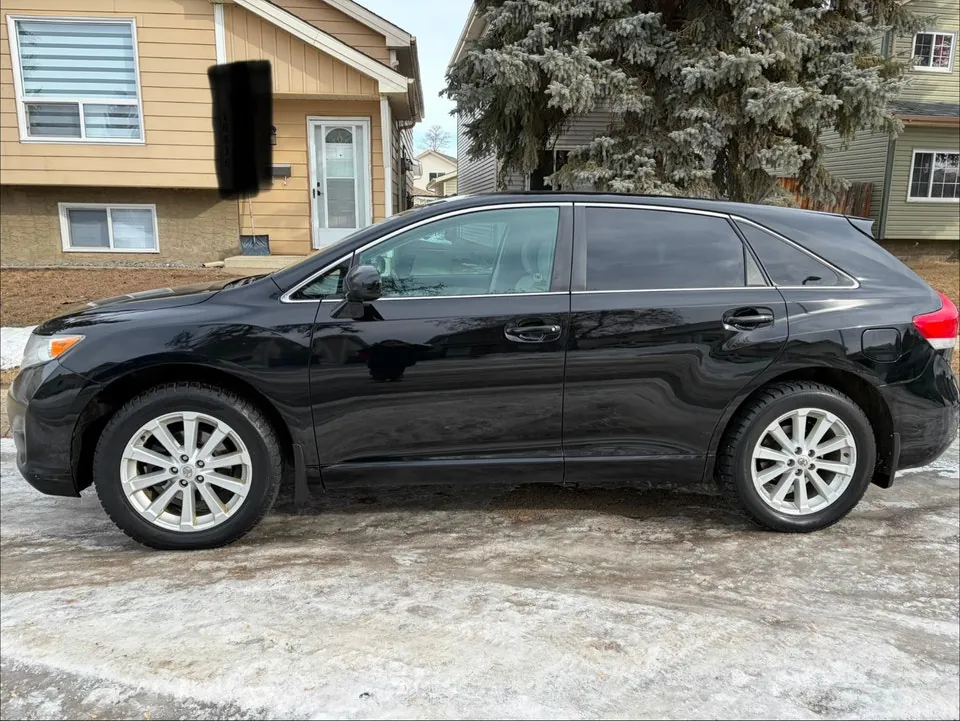 Toyota Venza 2012 photo 4