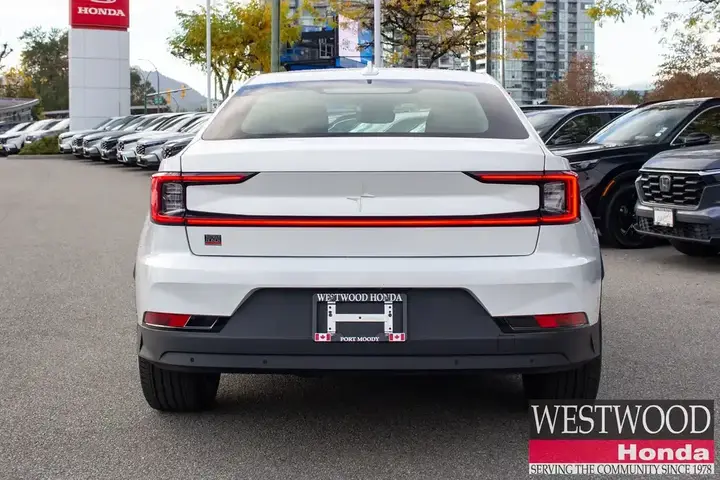 Polestar 2 2025 photo 4