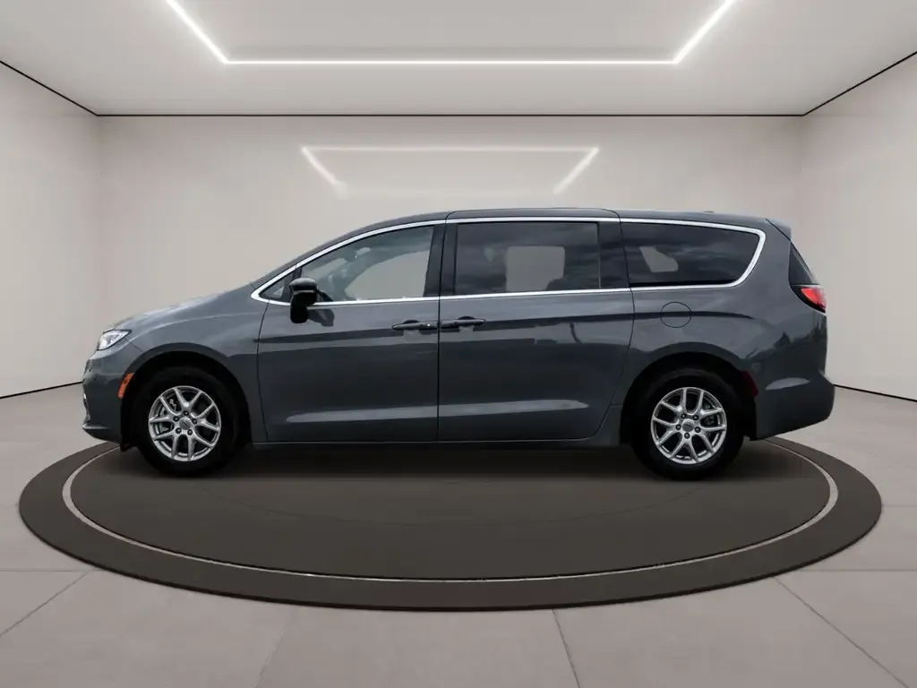 Chrysler Pacifica 2024 photo 4