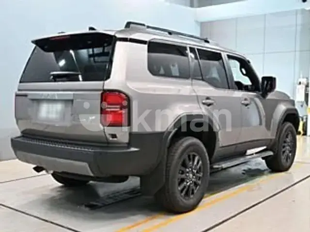 Toyota Land Cruiser Prado 2026 photo 3