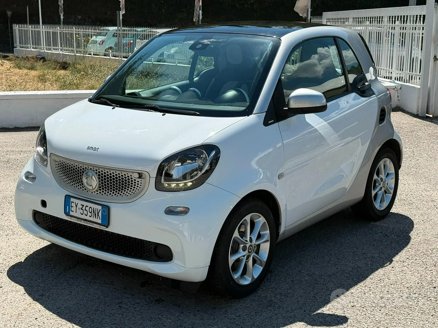 Smart Fortwo 2015 photo 4
