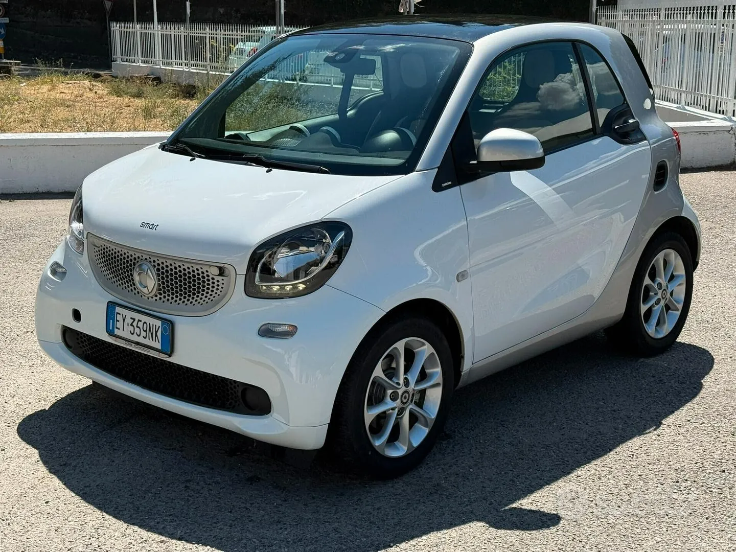 Smart Fortwo 2015 photo 3
