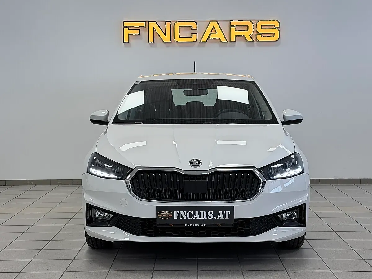 Skoda Fabia 2022 photo 2