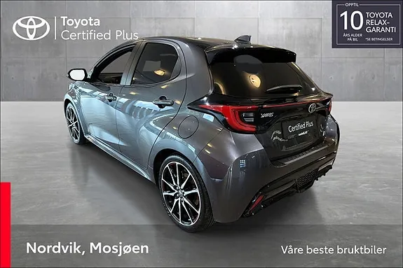 Toyota Yaris 2023 photo 2