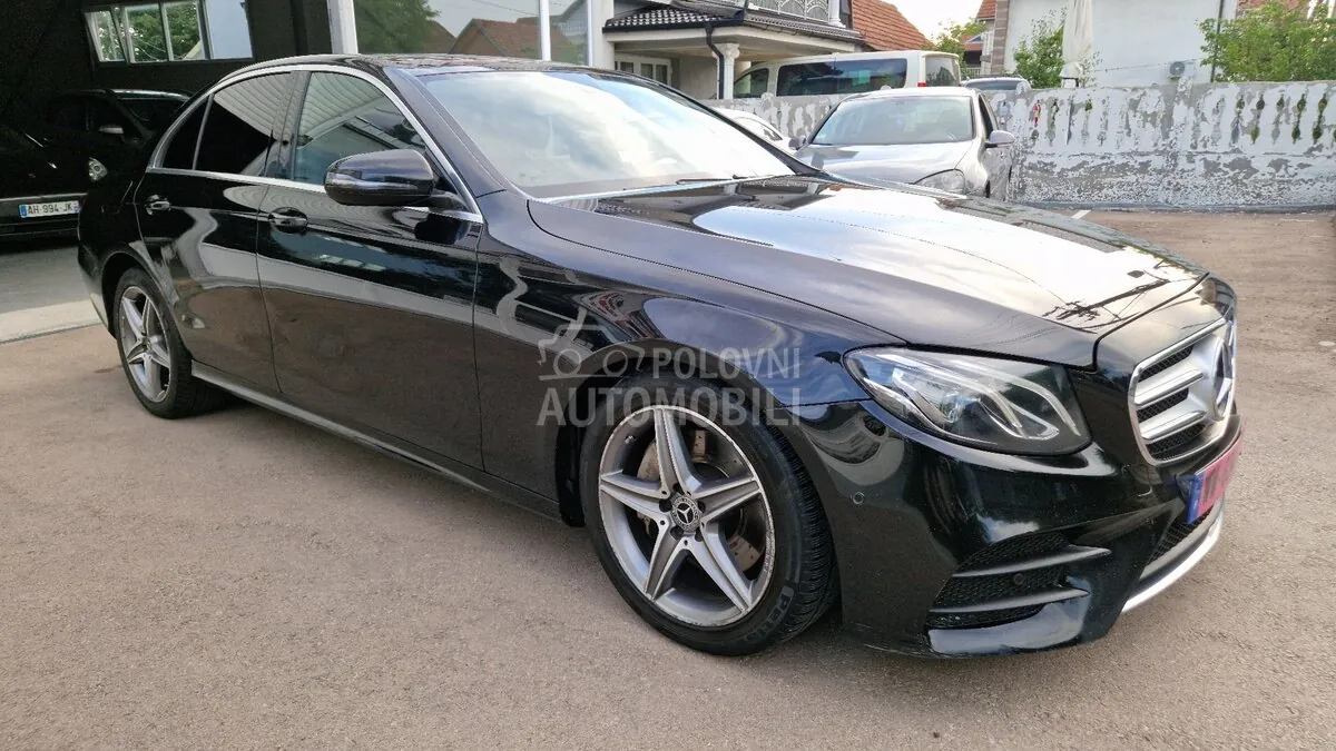 Mercedes-Benz E 200