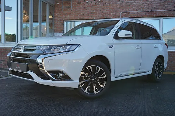 Mitsubishi Outlander 2015 photo 2