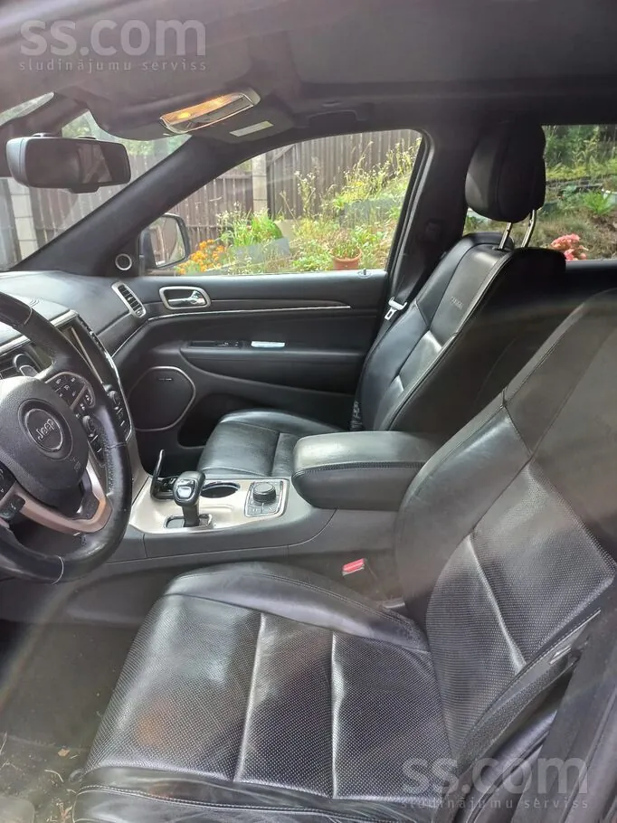 Jeep Grand Cherokee 2015 photo 2