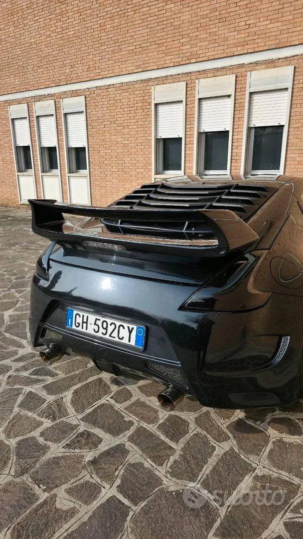 Nissan 370Z 2011 photo 4