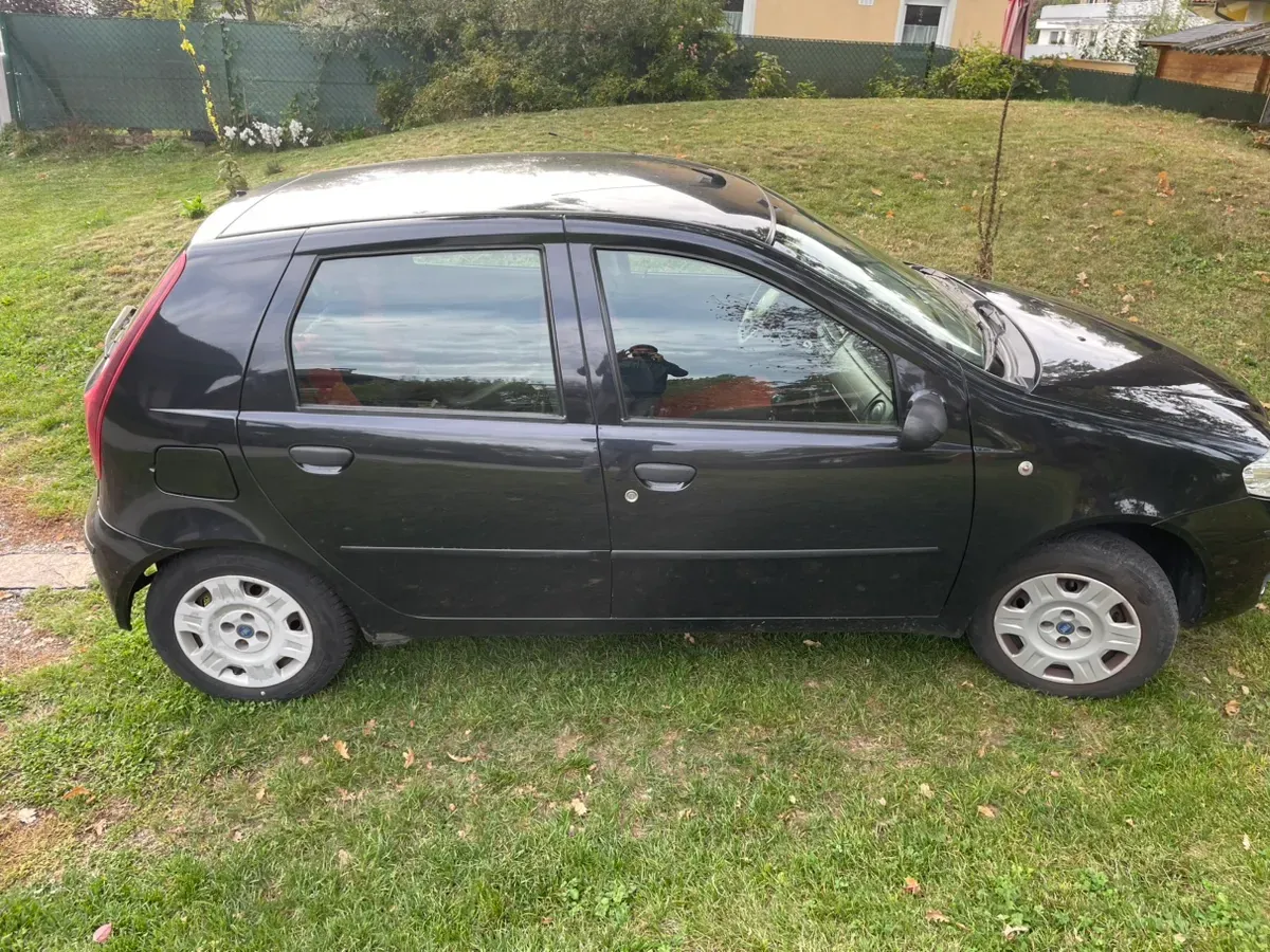 Fiat Punto 2005 photo 3