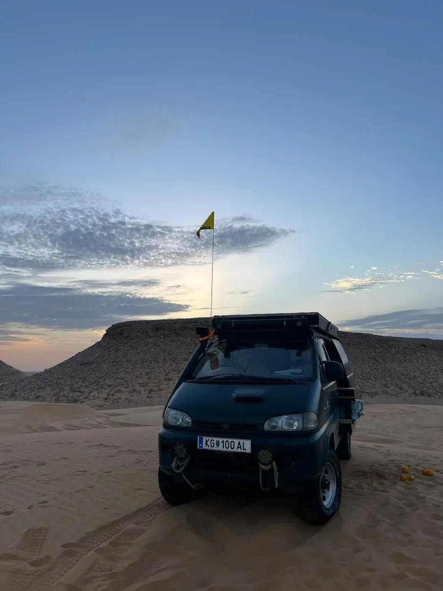 Mitsubishi L400