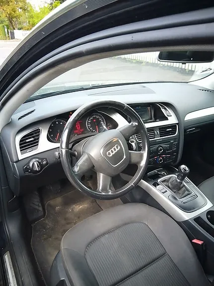 Audi A4 2009 photo 5