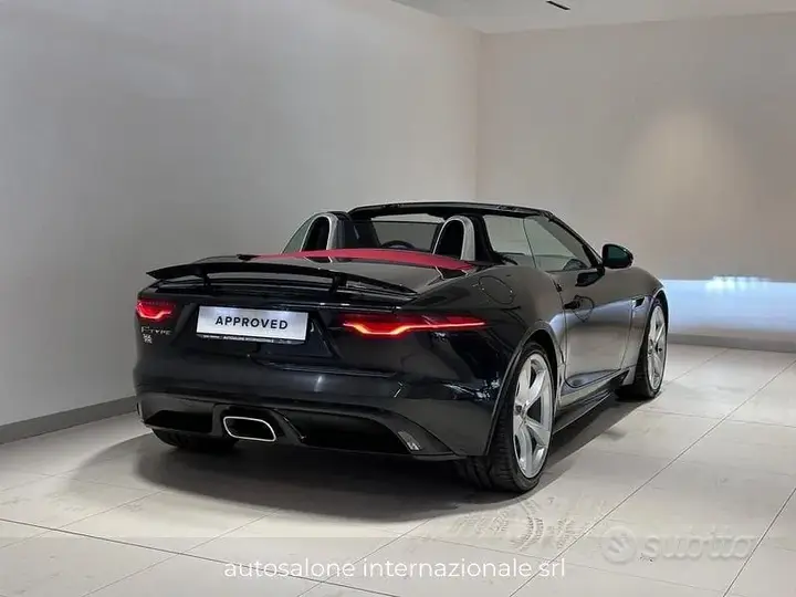 Jaguar F-Type 2022 photo 2