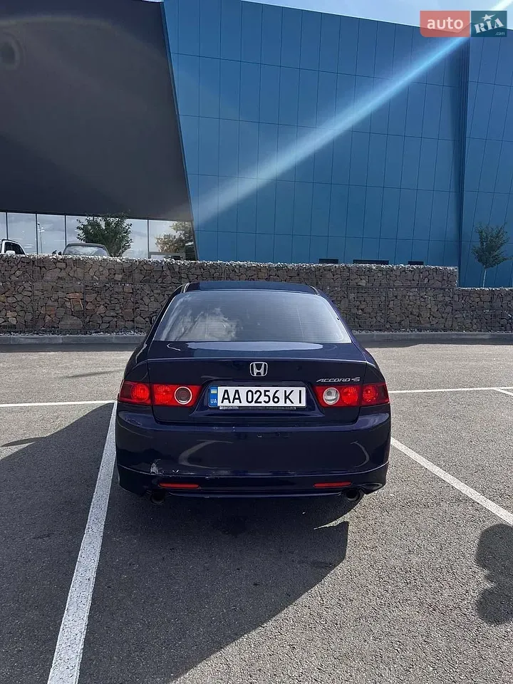 Honda Accord 2005 photo 4
