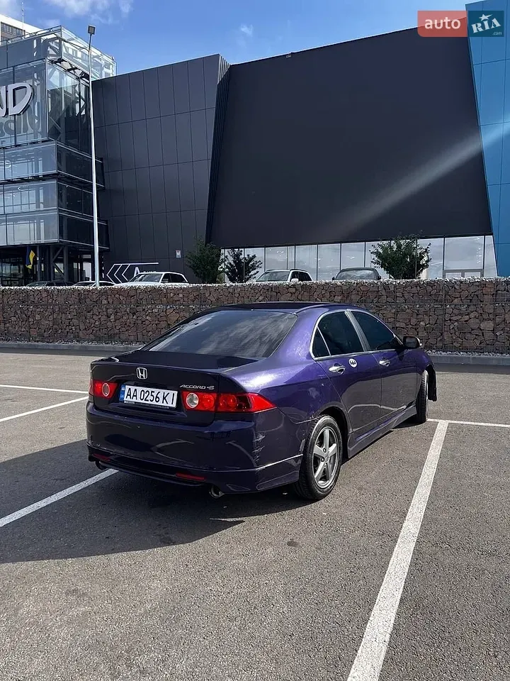 Honda Accord 2005 photo 2