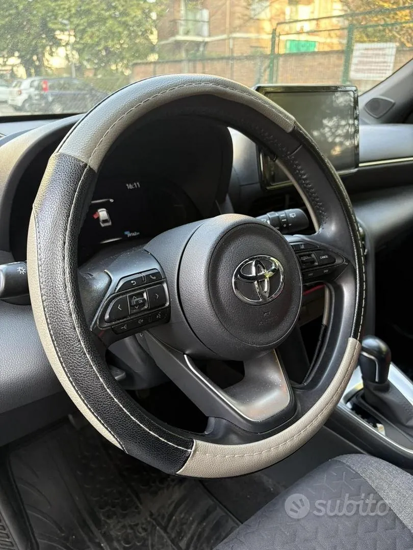 Toyota Yaris Cross 2022 photo 2