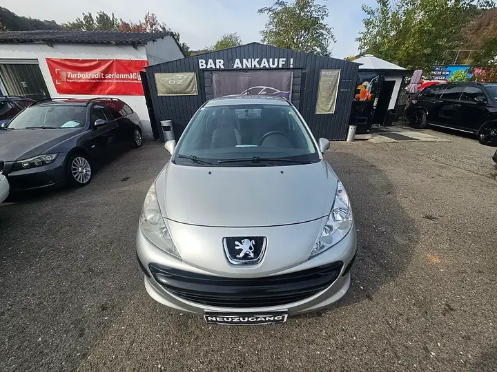 Peugeot 207 2009 photo 2