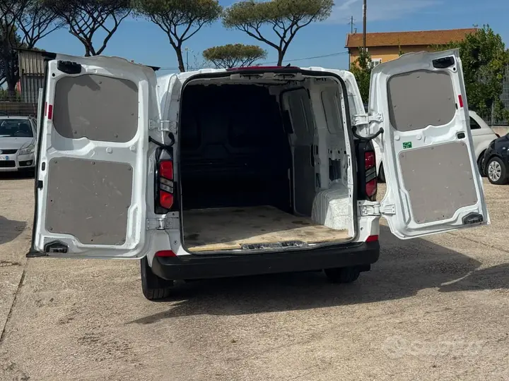 Ford Transit Custom 2023 photo 5