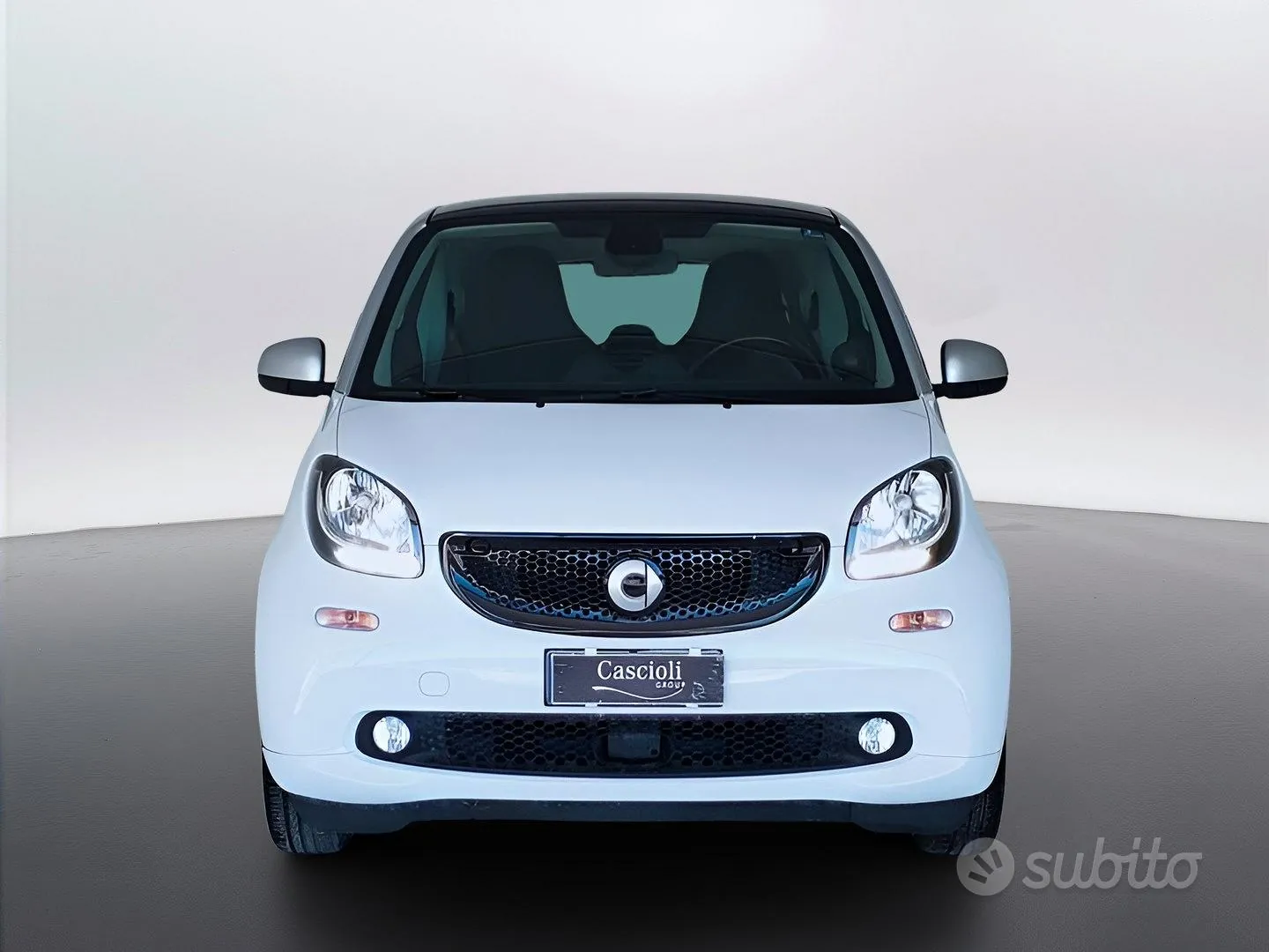 Smart Fortwo 2018 photo 2