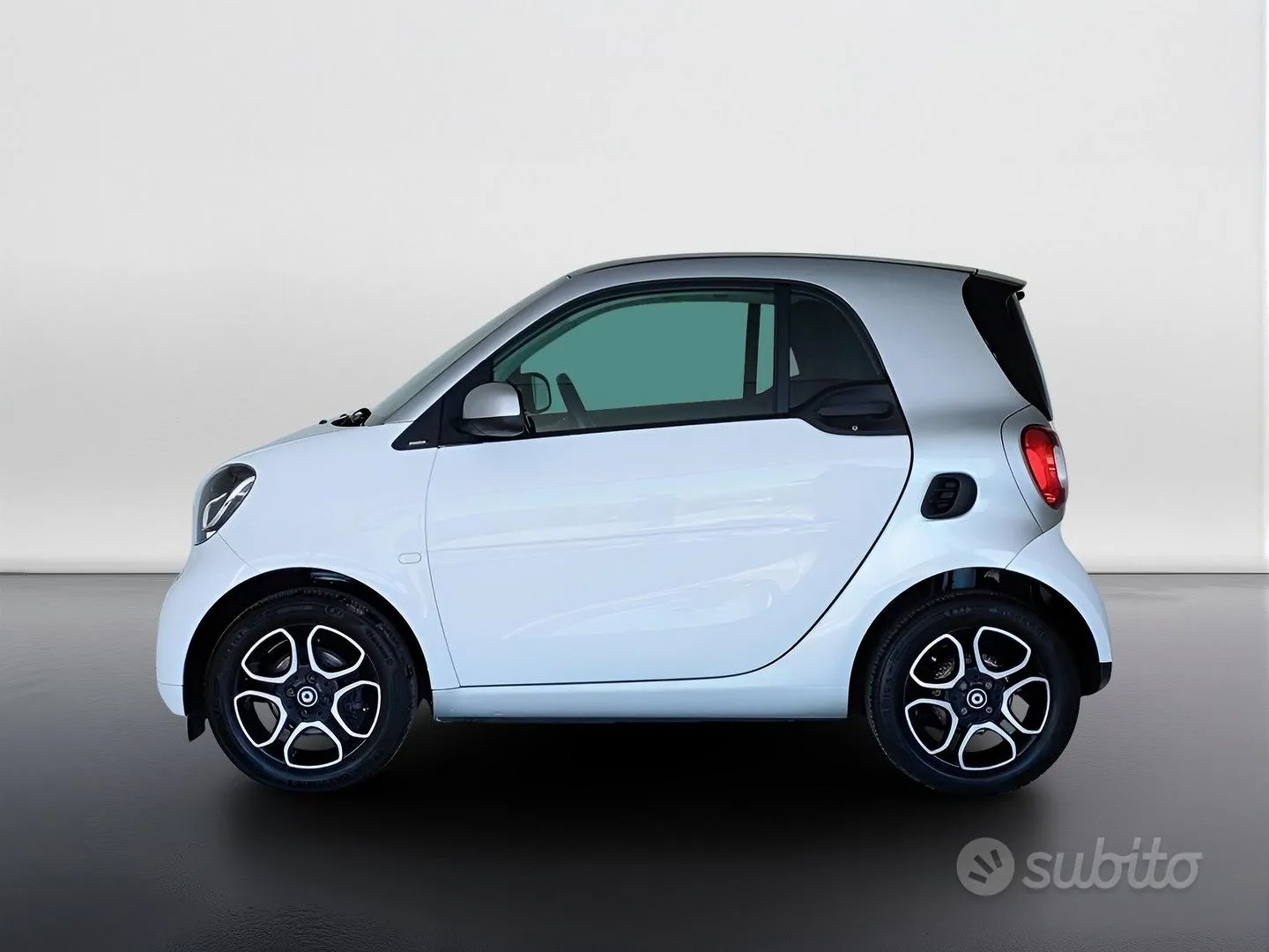 Smart Fortwo 2018 photo 3