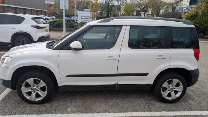 Skoda Yeti 2013 photo 4