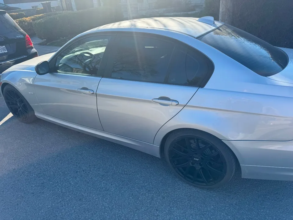 BMW 3Series 2009 photo 3