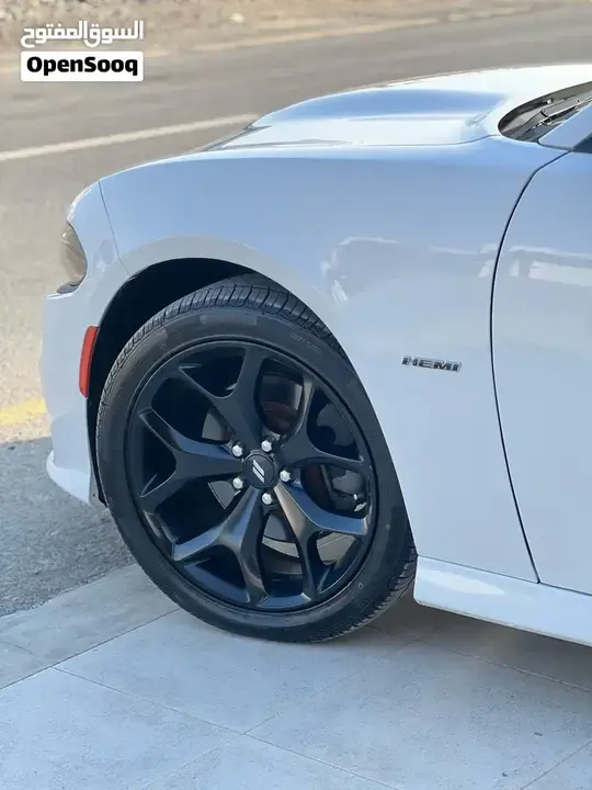 Dodge Charger 2019 photo 2