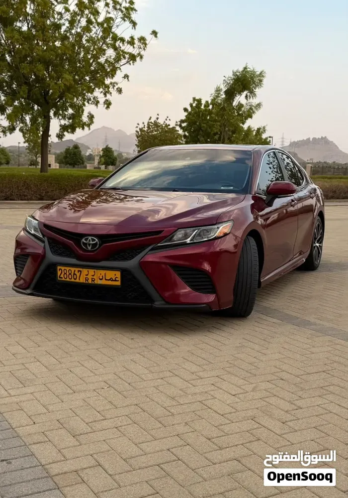Toyota Camry 2018 photo 3
