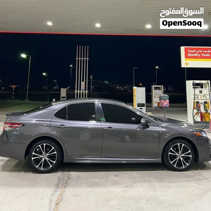 Toyota Camry 2018 photo 5