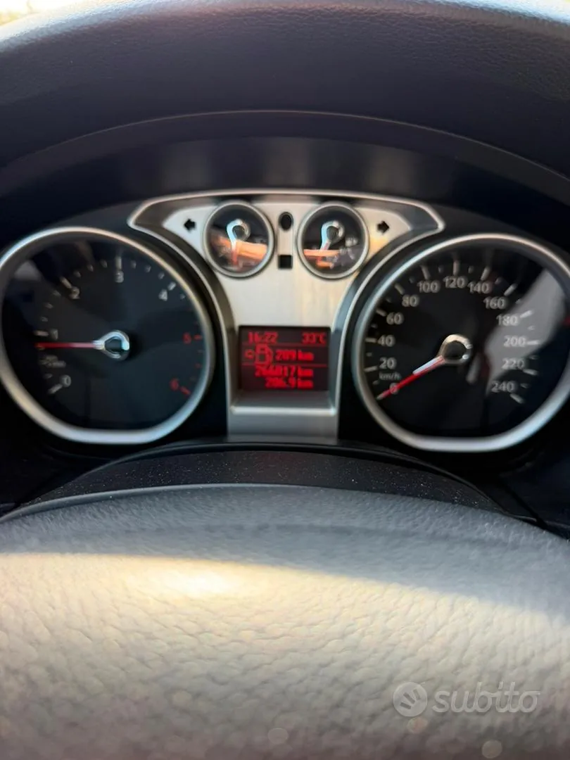 Ford Focus 2008 photo 4