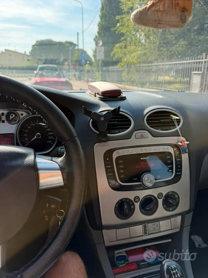 Ford Focus 2008 photo 3