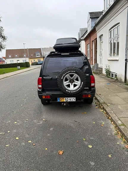 Suzuki Grand Vitara 2003 photo 2
